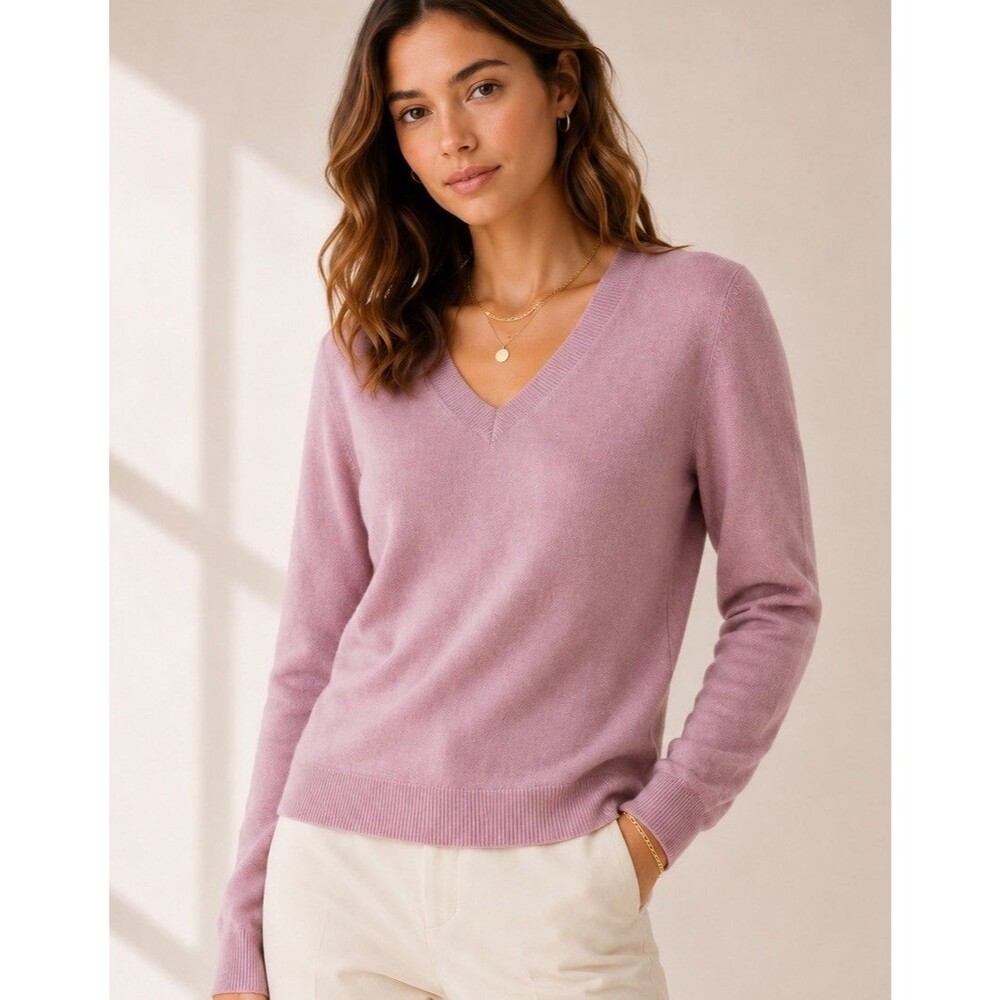 Classiques Pink V Neck Cashmere Sweater Women Sz M Quiet Lux Feminine Preppy EUC